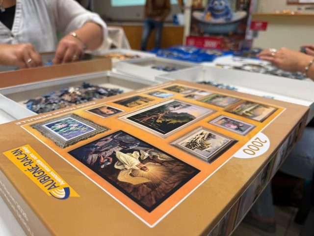 Venez découvrir l'univers des puzzles et supporter les 42 équipes à l'Open de France à la salle des fêtes d'Aubigné-Racan, c'est jusqu'à 17h28 ce samedi 17 octobre !

@followers